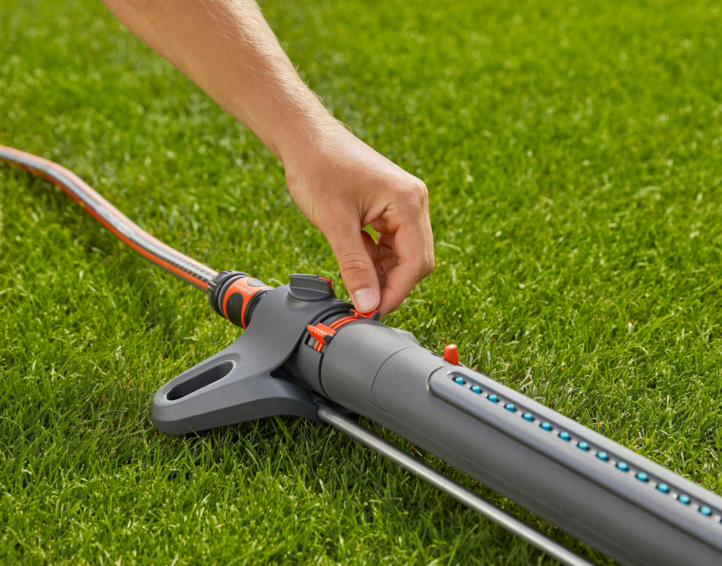 Aquazoom Oscillating Sprinkler 3900 Sq. Ft - Great for Large Yards