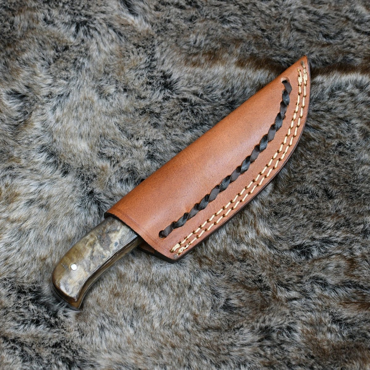 Pulse Skinner Knife with Ram Horn Handle
