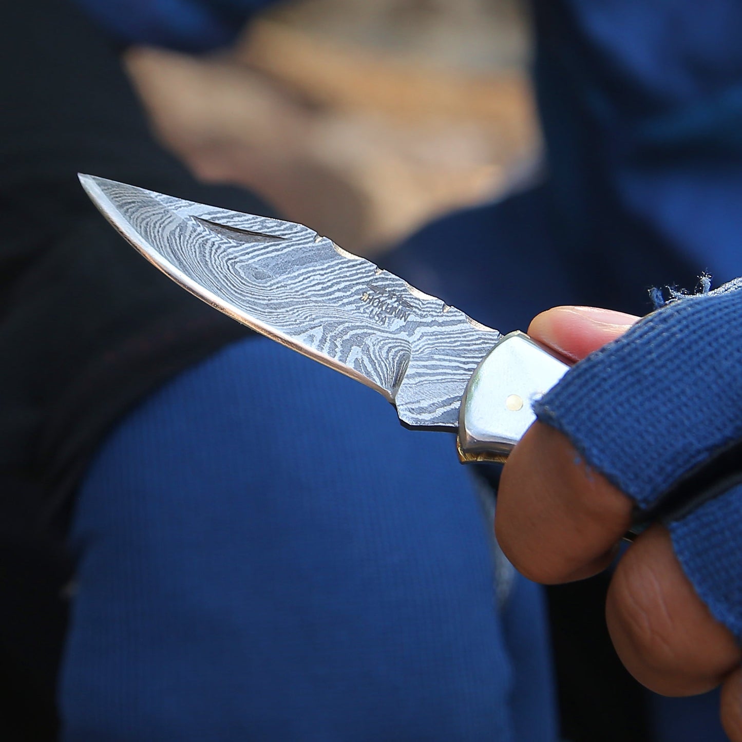 Rogue Pocket Knife with Rosewood Handle