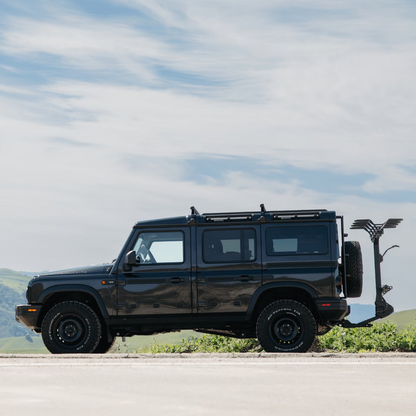 Thule ReVert Vertical Hitch Rack - 4 Bike