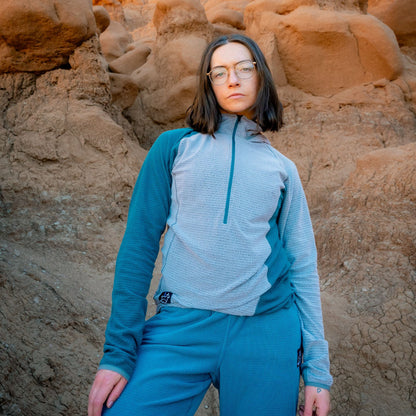 Women's Half-Zip Hooded Pullover AIR 70
