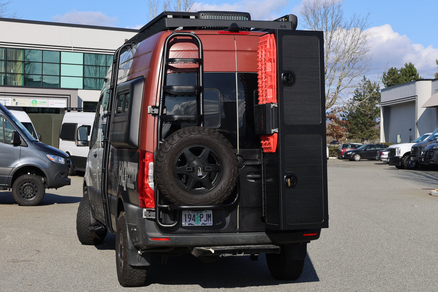 Trenta Ski / Multisport Storage Box - Carbon Fiber