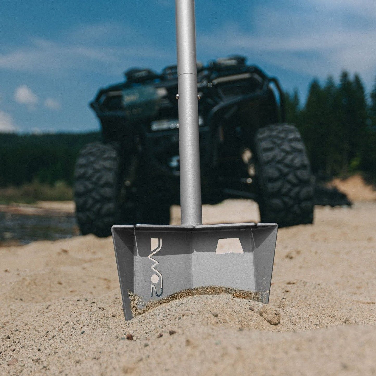 DMOS Nomad Shovel