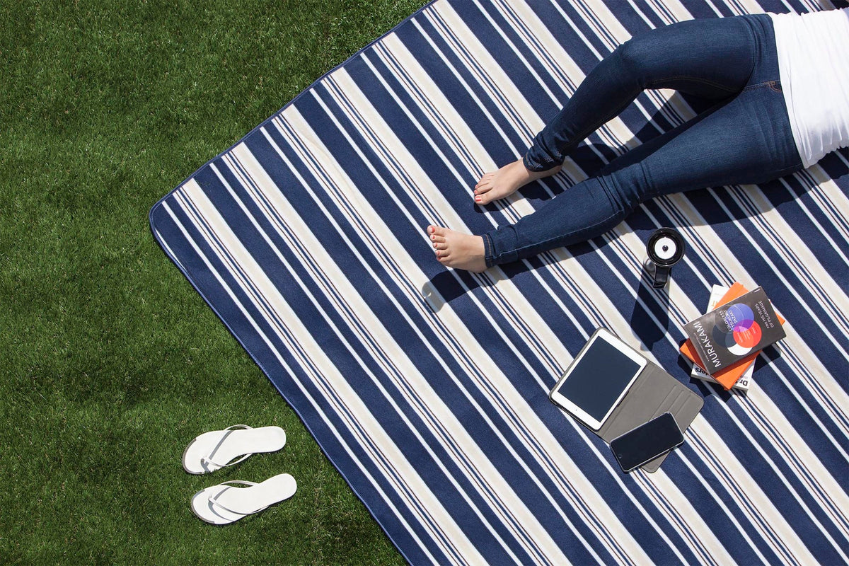 XL Outdoor Picnic Blanket Tote