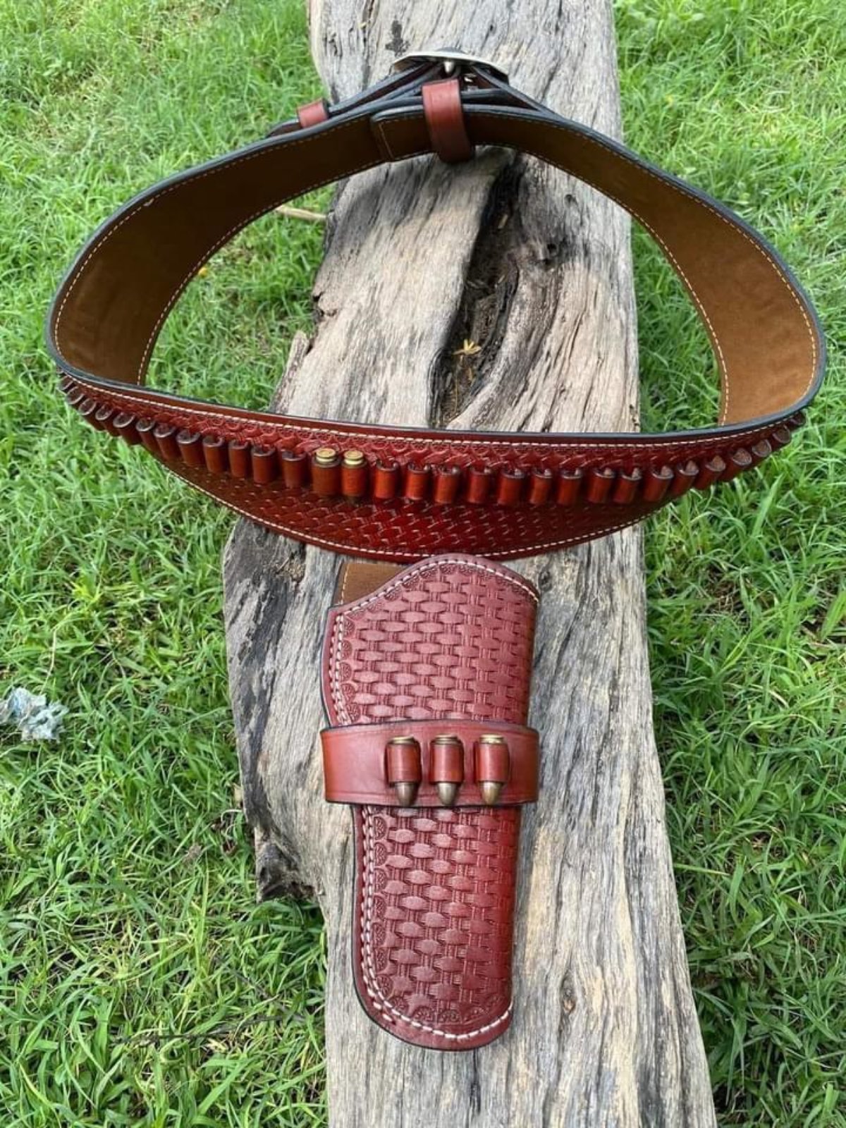 Personalized Gun Holster & Custom Belt - Handmade - Padded Leather