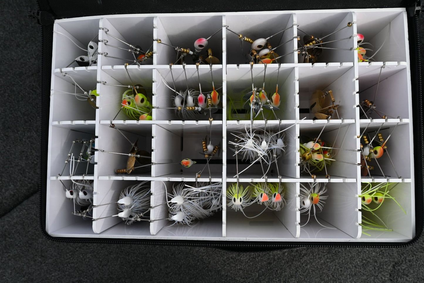 Spinnerbait Deposit Box