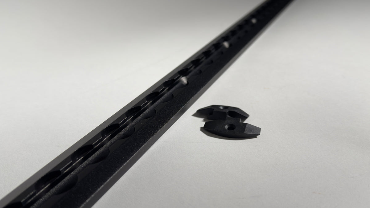 AVC RIG Floor L-Track