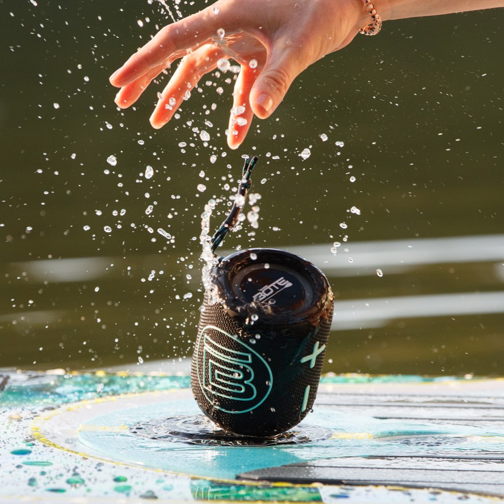 BOTE MAGNEBoom Waterproof Speaker