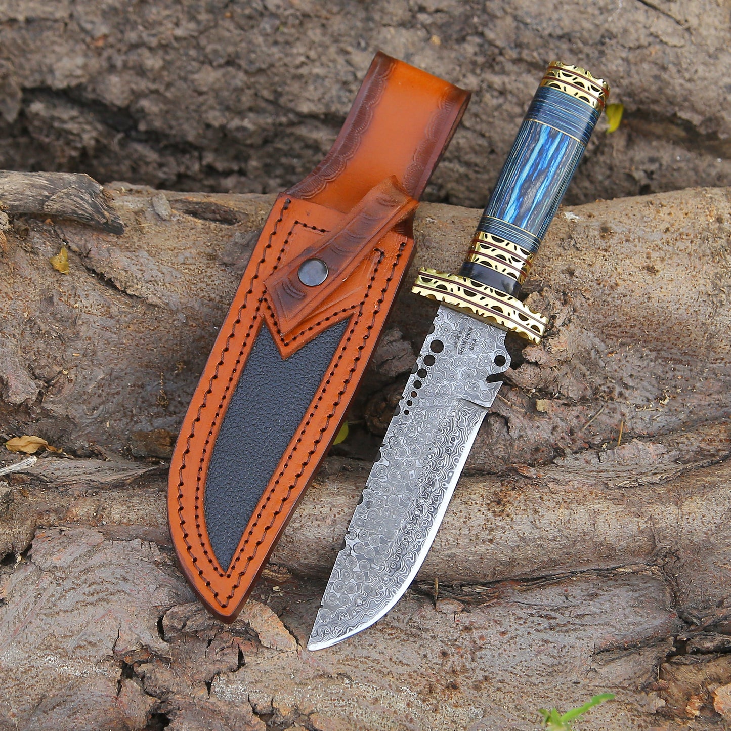 Shadowblade Damascus Steel Bowie Knife with Pakkawood Handle & Sheath