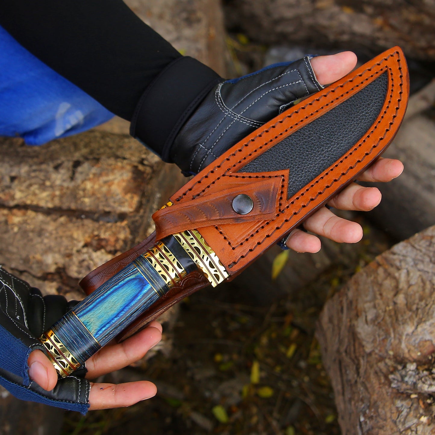 Shadowblade Damascus Steel Bowie Knife with Pakkawood Handle & Sheath