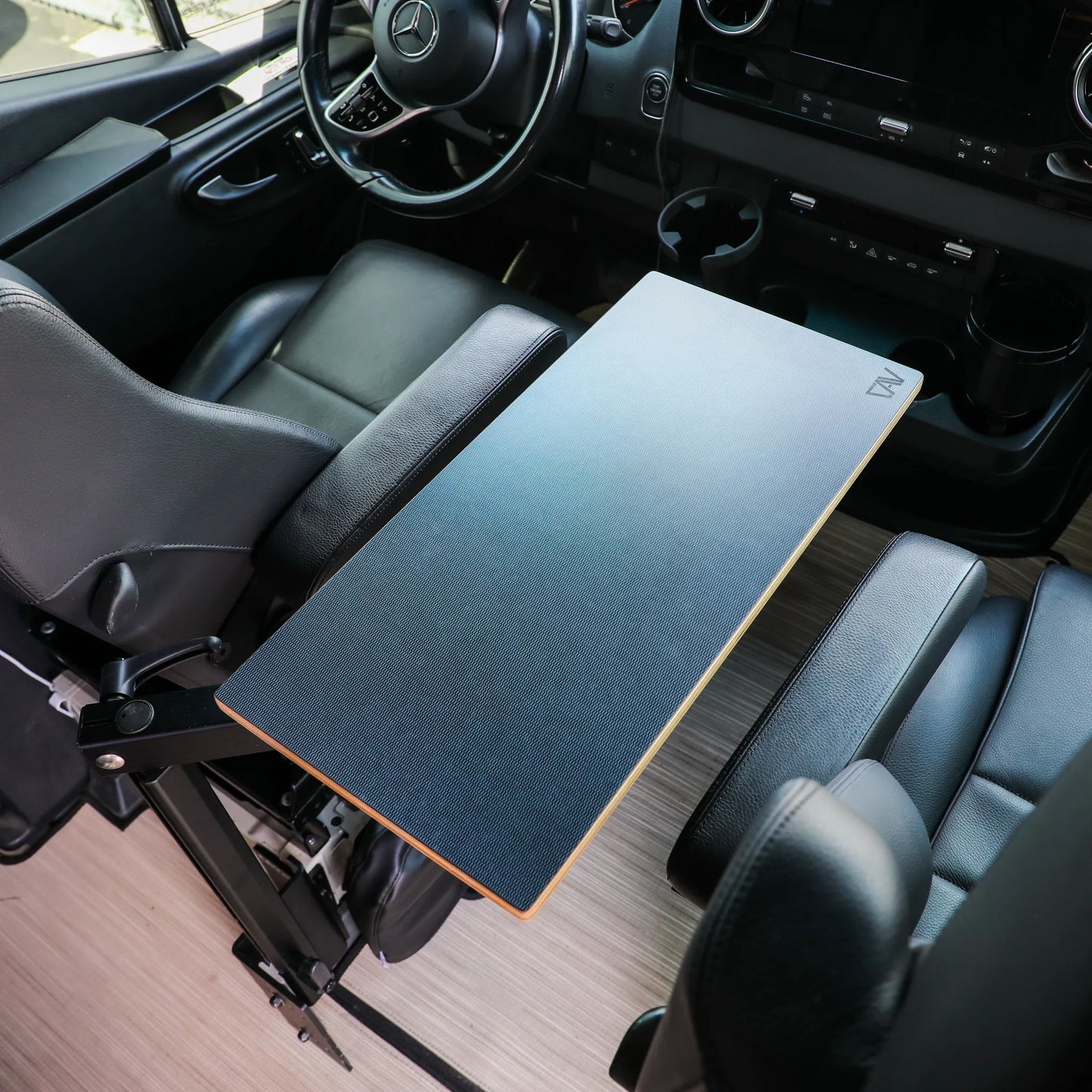 Small Universal Table Top