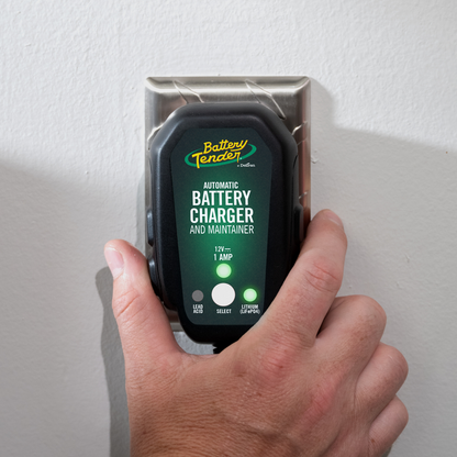 Battery Tender Junior 800mA 12V Selectable Chemistry Battery Charger and Maintainer