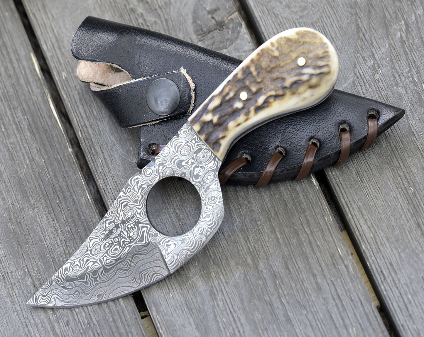 Shadowstalker Damascus Skinning Knife, Damascus Knife Stagorn Handle with Leather Sheath
