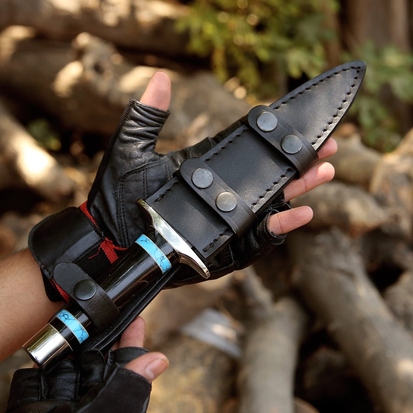 Oasis Damascus Hunting Fixed Blade Knife with Turquoise and Bull Horn Handle