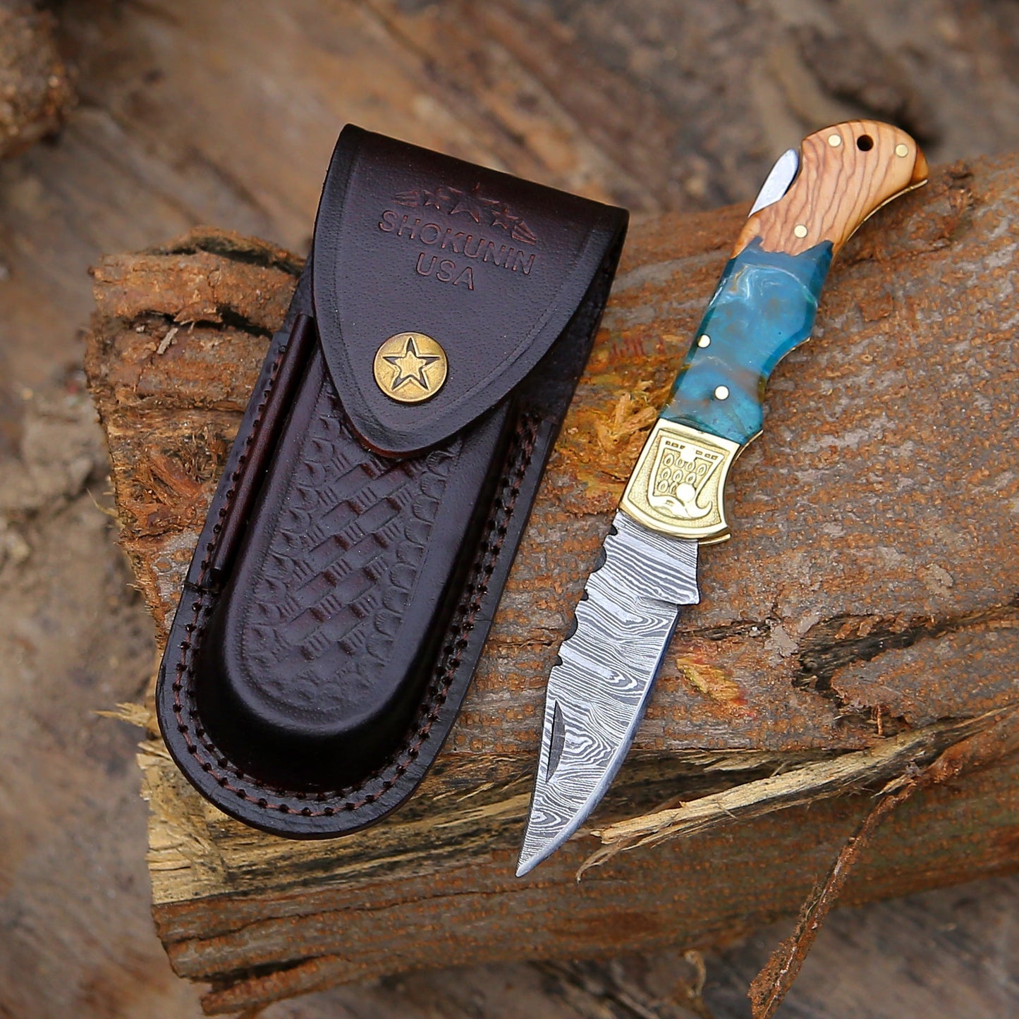 Perseus Damascus Pocket Knife with Exotic Olive Wood & Resin Handle