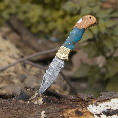 Perseus Damascus Pocket Knife with Exotic Olive Wood & Resin Handle