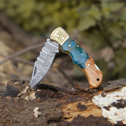 Perseus Damascus Pocket Knife with Exotic Olive Wood & Resin Handle