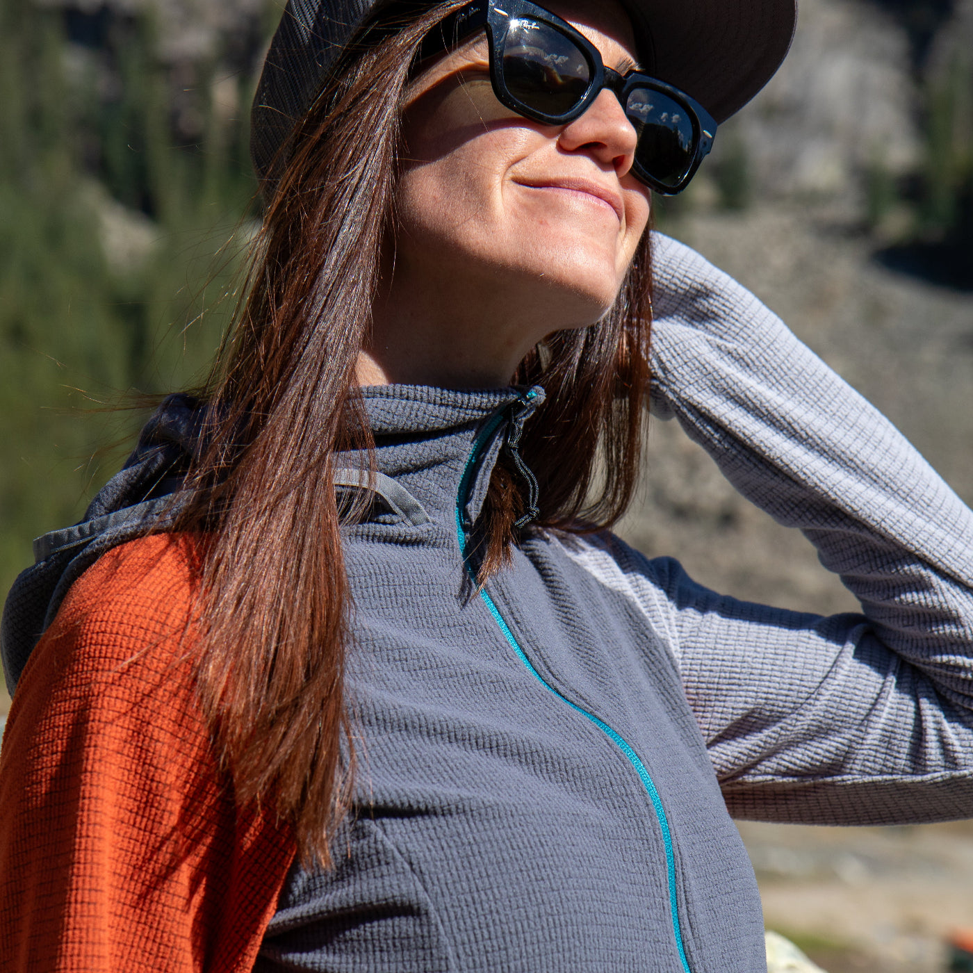 Women's Half-Zip Hooded Pullover Ultralight 115