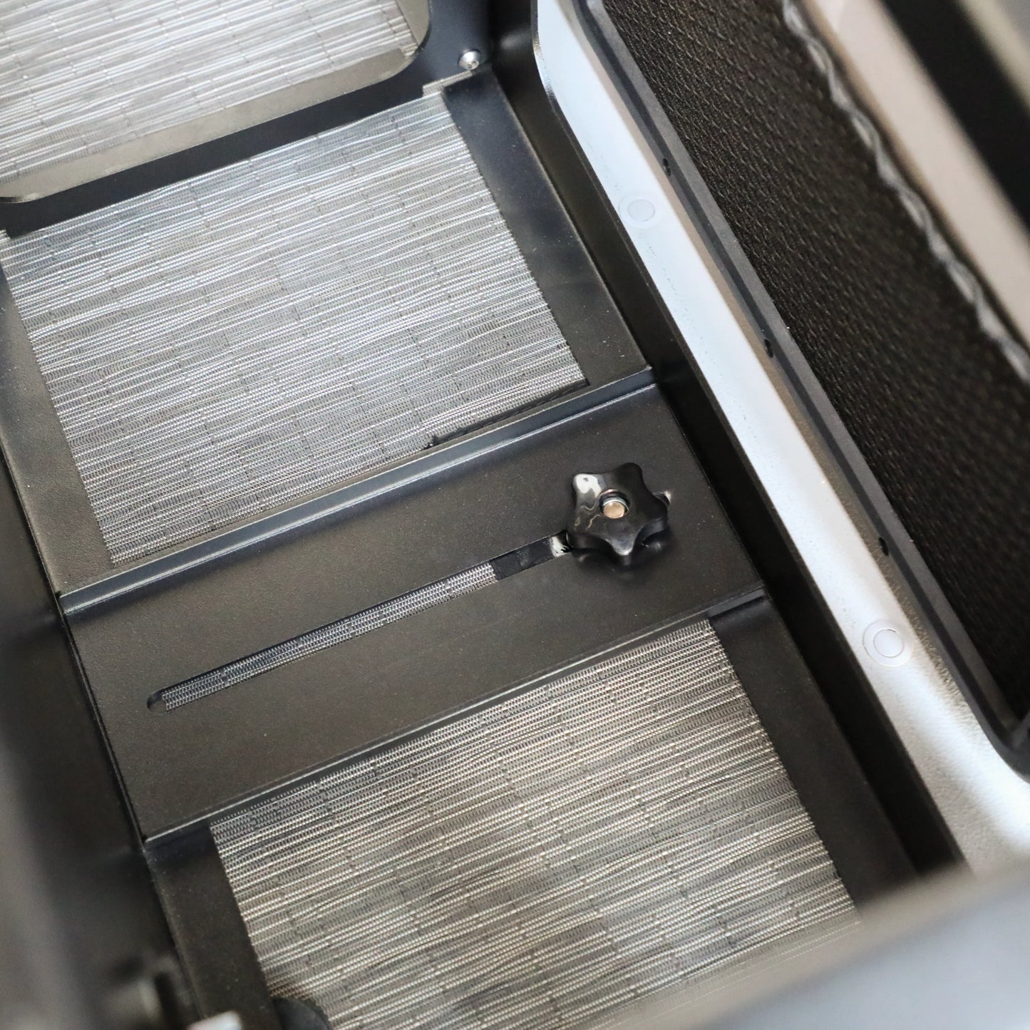 GLSS™ Passenger PRO - Seat with H2O Box