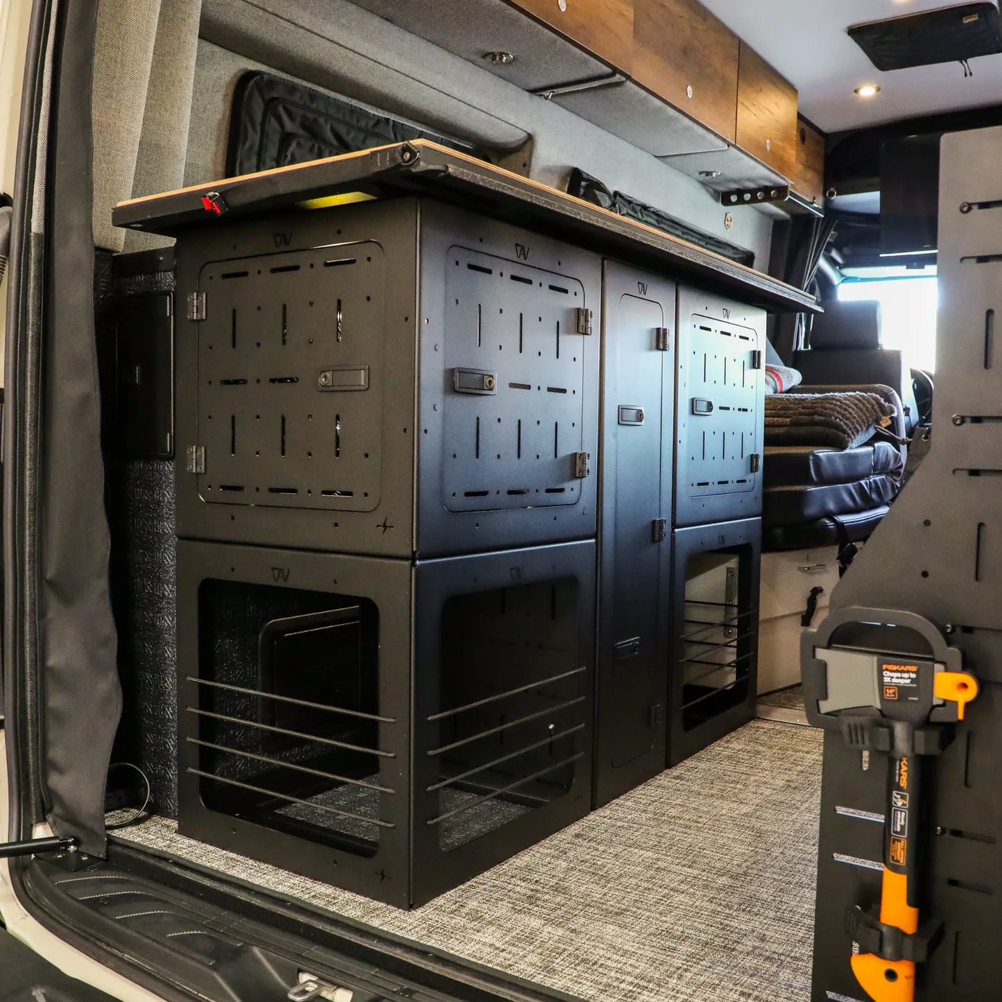 GSS™ Pro - Garage Storage System For The Storyteller Mode with Gear Wall / Seating