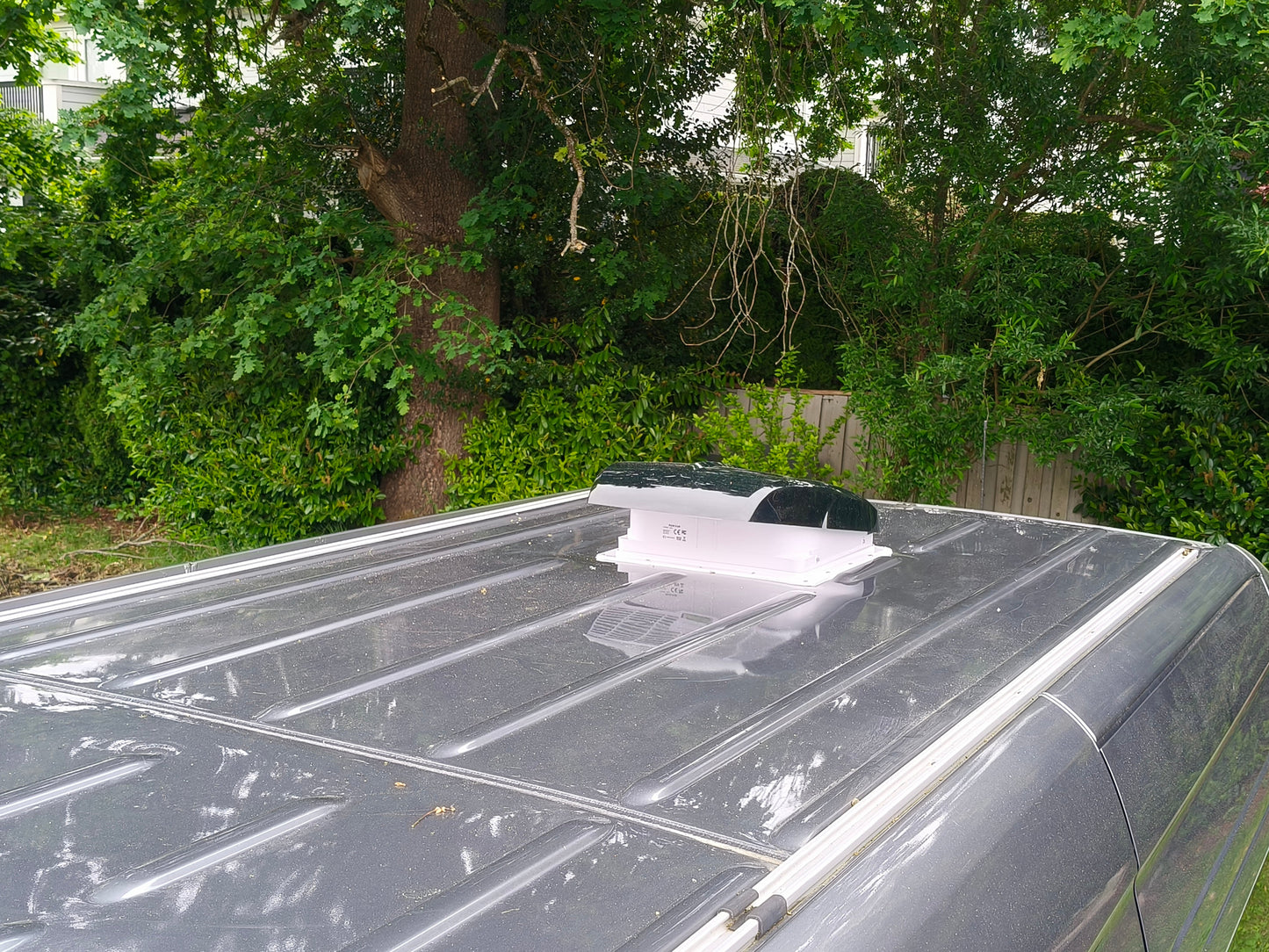 PLUS Brushless Roof Fan with Remote Control