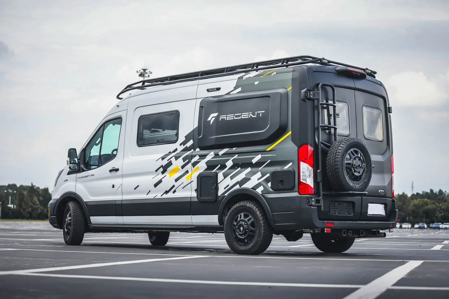 Ford Transit Two-in-one ladder and tire carrier