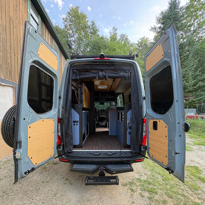Mercedes Sprinter D-Pillar Trim Kit (Rear Door Threshold)