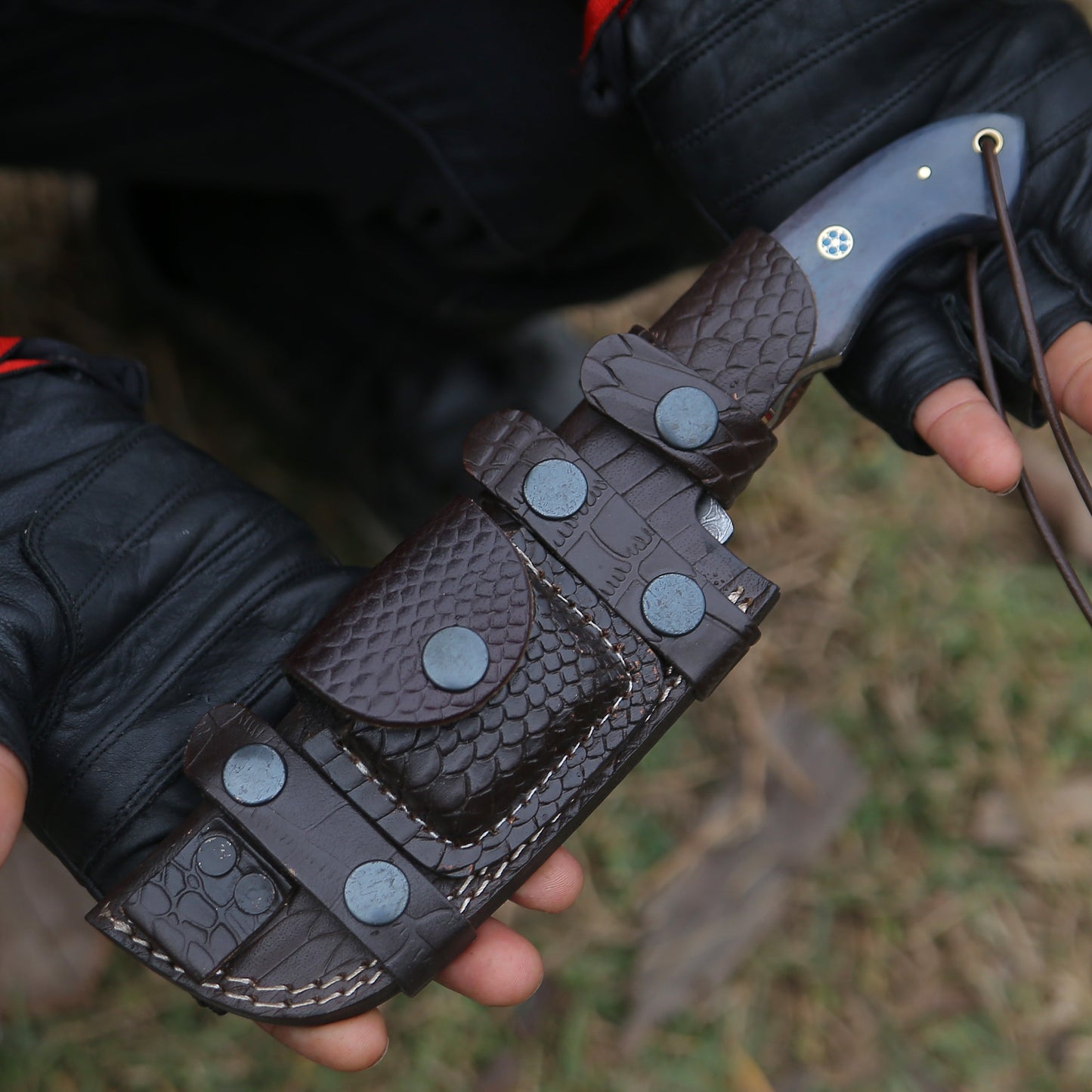 ShadowRidge Damascus Steel Premium Tracker Knife