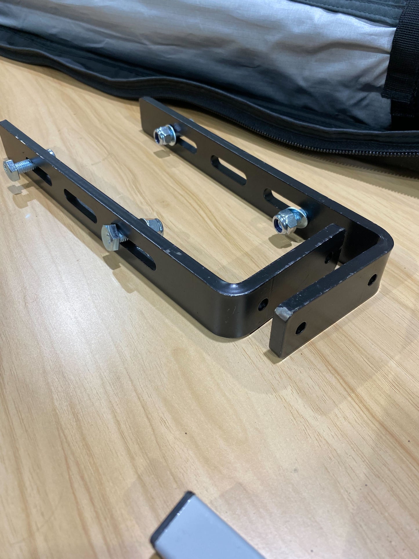 *Scratch & Dent* Joolca Ensuite Vehicle-Mounted Shower Tent