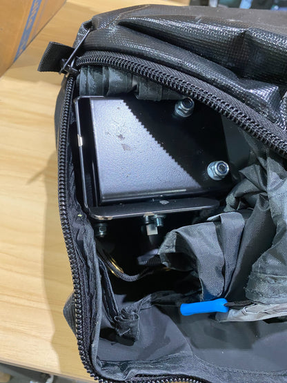 *Scratch & Dent* Joolca Ensuite Vehicle-Mounted Shower Tent