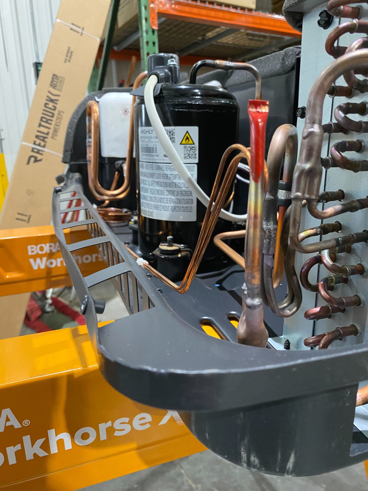 * Scratch & Dent * Dometic FreshJet 5 Series 15k BTU Low-Profile Air Conditioner - Black