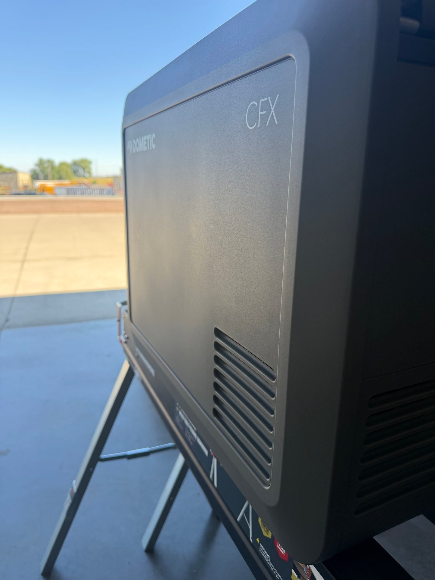 *Scratch & Dent* Dometic CFX5 45 Electric Cooler