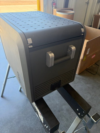 *Scratch & Dent* Dometic CFX5 45 Electric Cooler