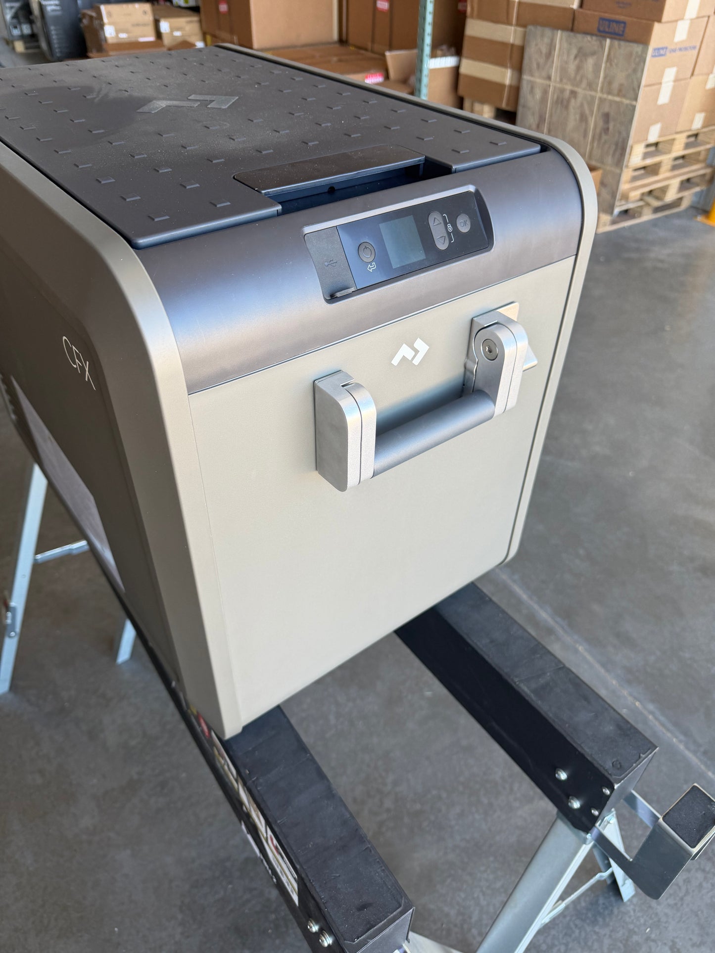 *Scratch & Dent* Dometic CFX5 45 Electric Cooler
