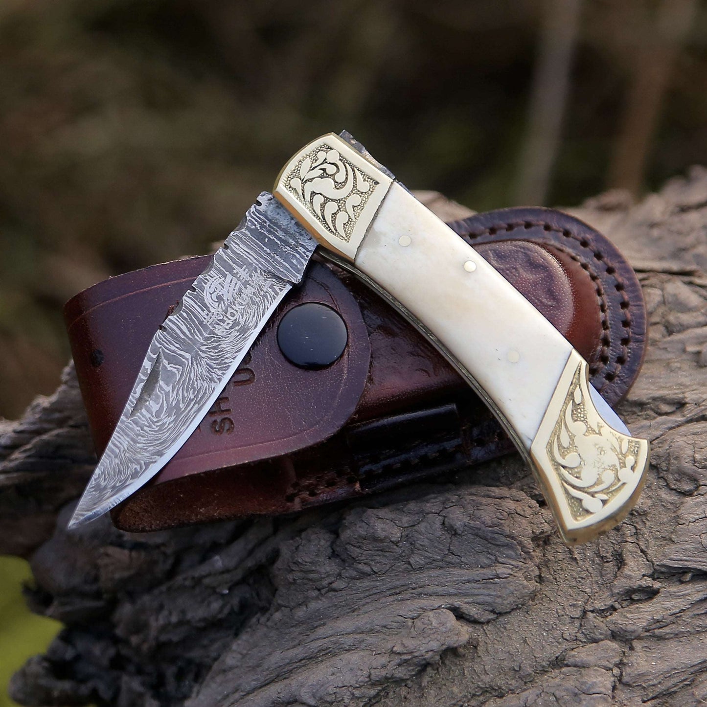 Expedition Damascus Blade Pocket Knife With Bone Handle