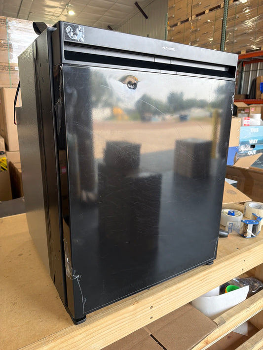*Scratch & Dent * Dometic NRX 80E Fridge - 9620017088