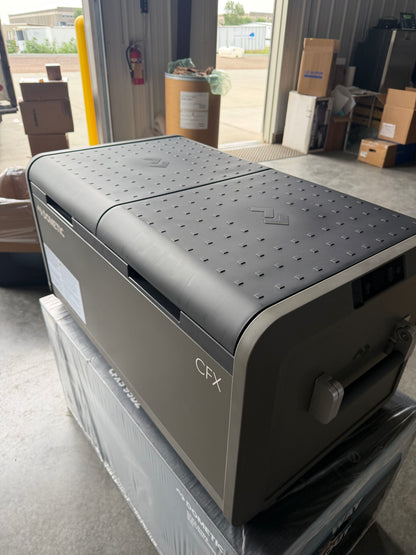 *Scratch & Dent* Dometic CFX5 95DZ Electric Cooler