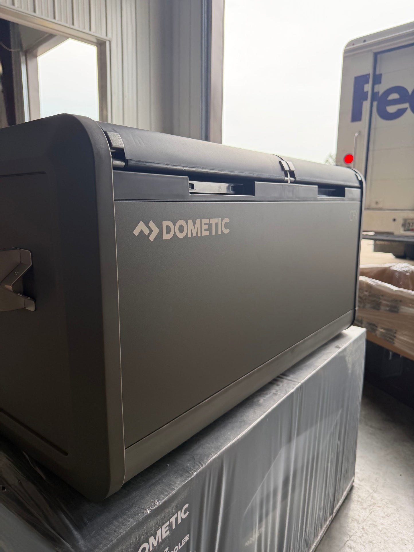 *Scratch & Dent* Dometic CFX5 95DZ Electric Cooler