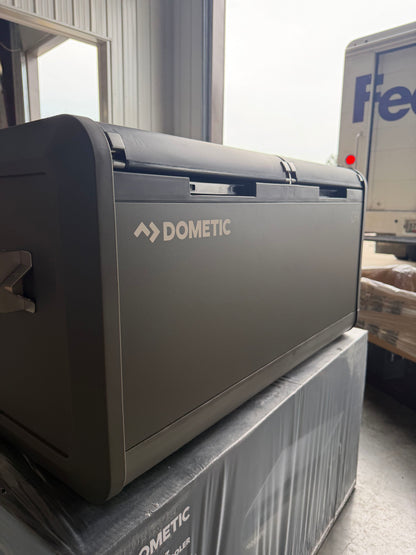 *Scratch & Dent* Dometic CFX5 95DZ Electric Cooler