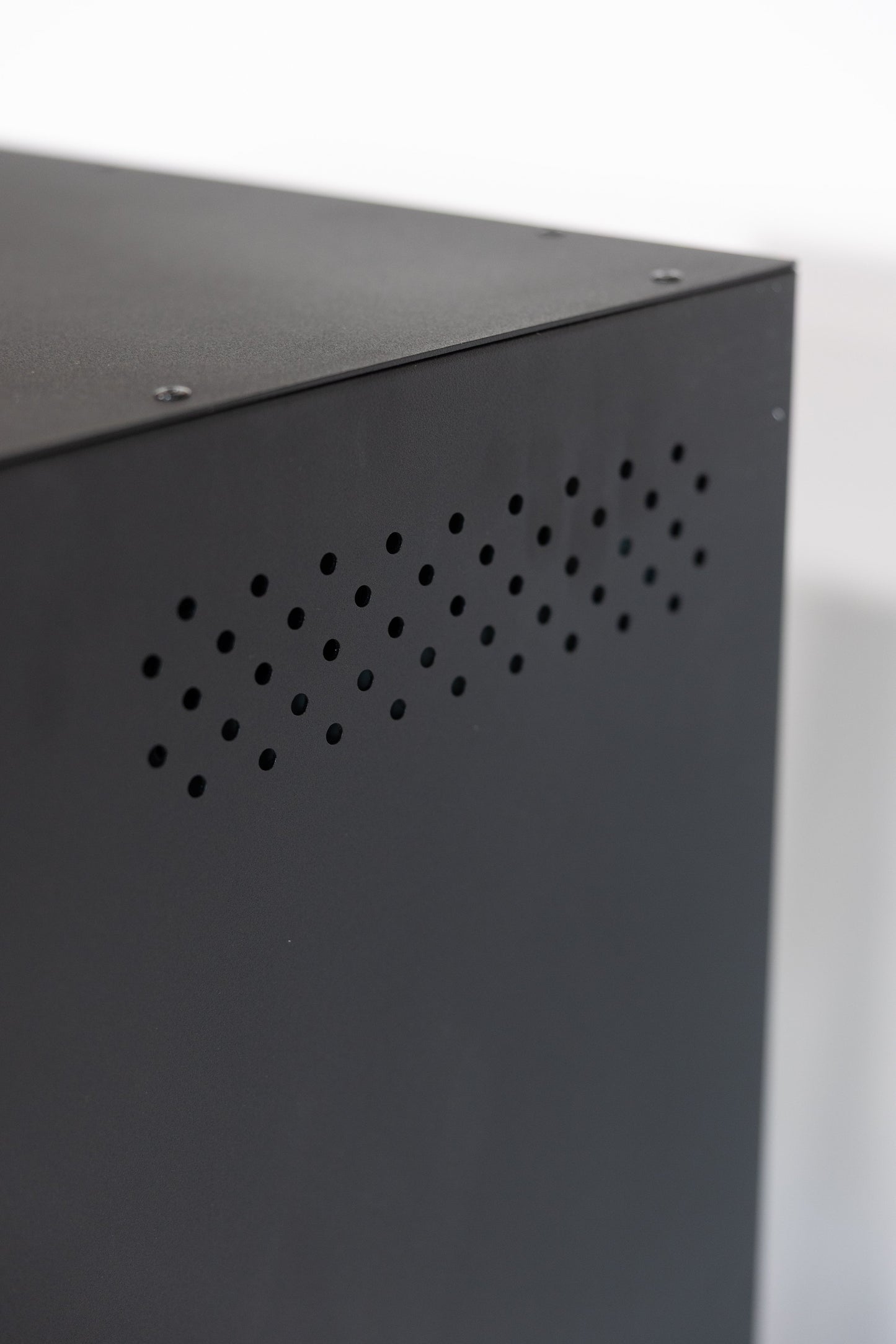 18" Fridge Base - Nova Kool