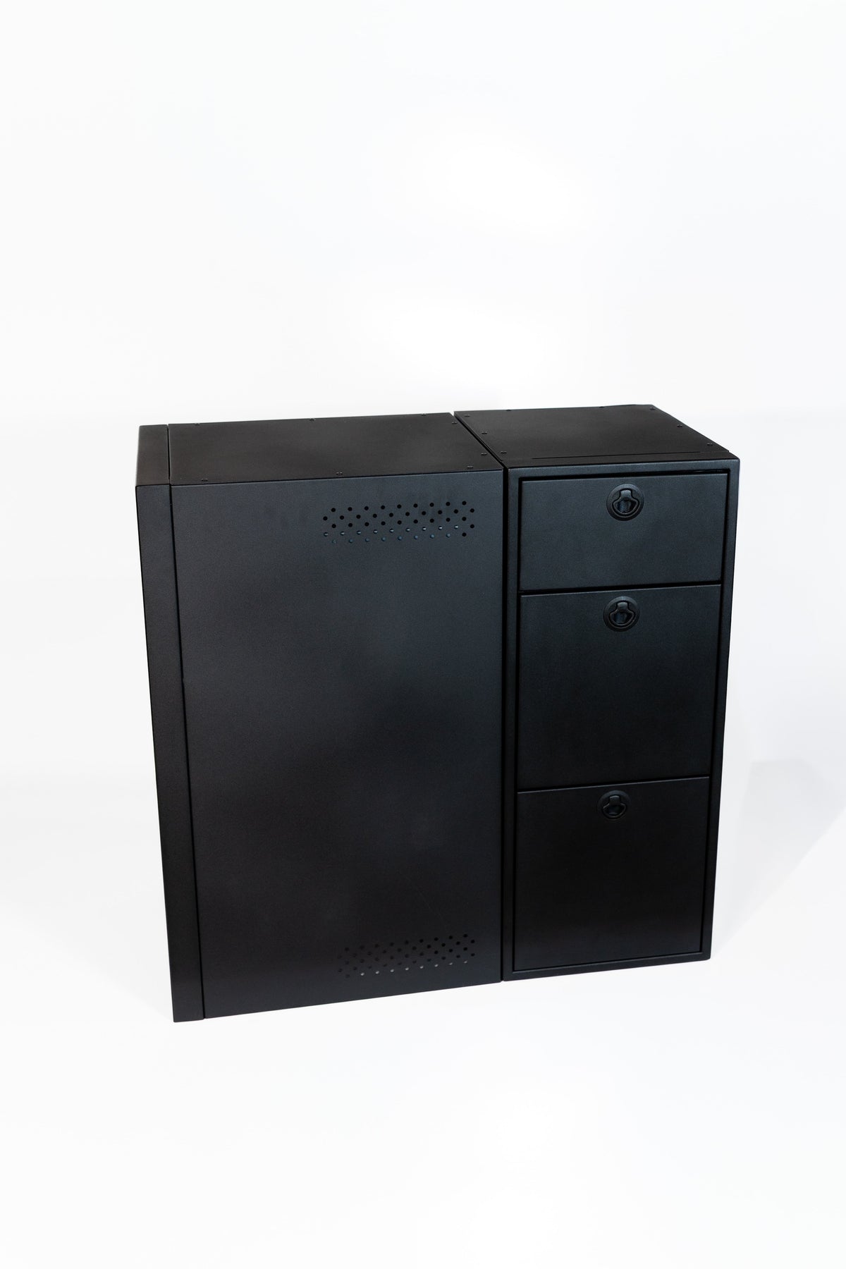 15" Three Drawer Base Cabinet (Shallow) - 15" x 18" x 36"