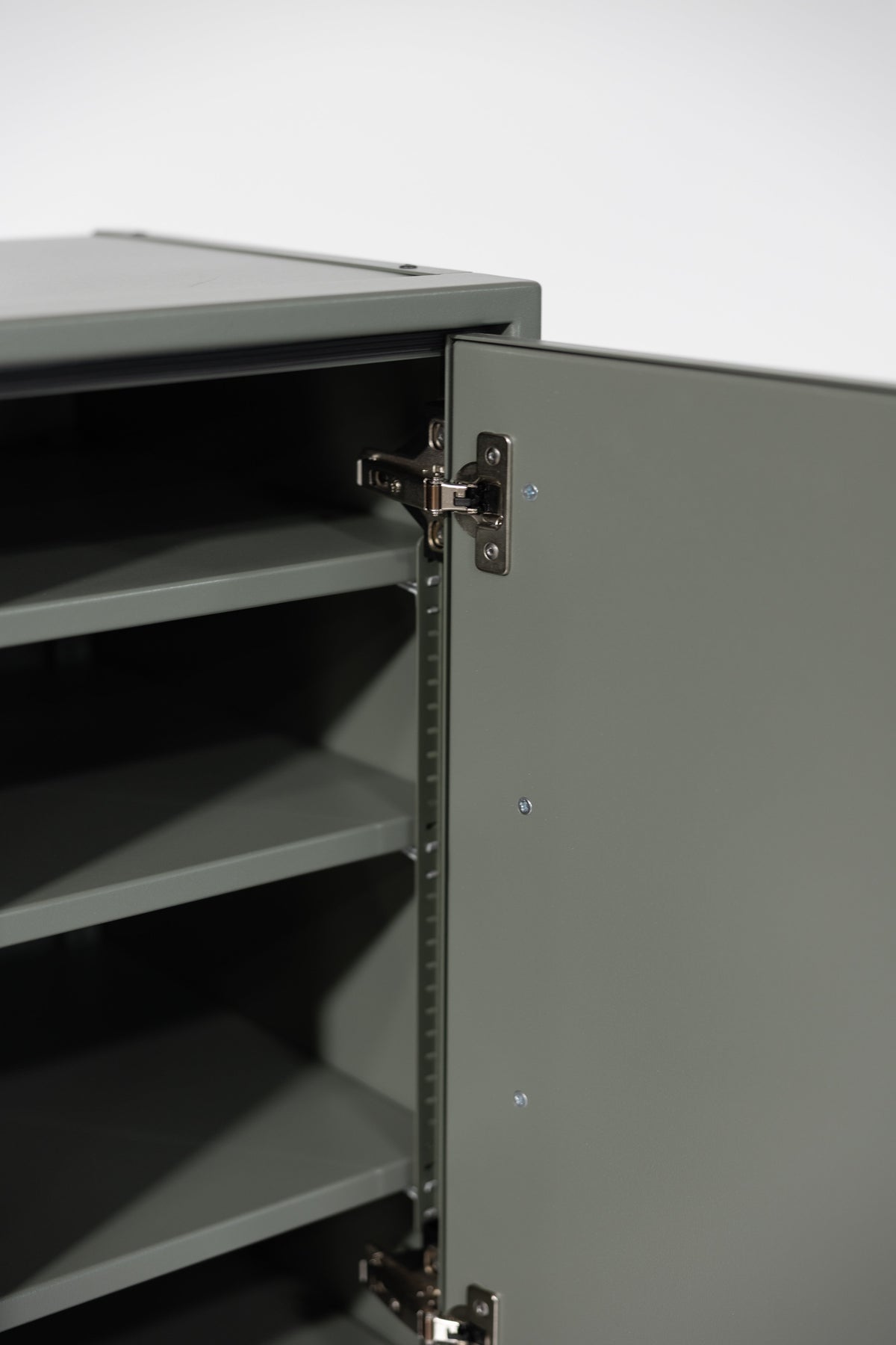 16" One Door Ekko Cabinet - 16" x 18" x 25" - Right of Microwave