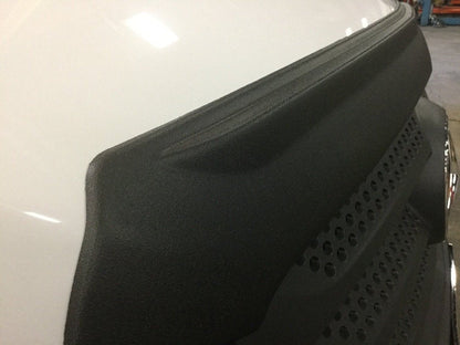 Aero Hood Spoiler for Metris / Vito 2014-2024 – Paint Protection and Debris Deflection