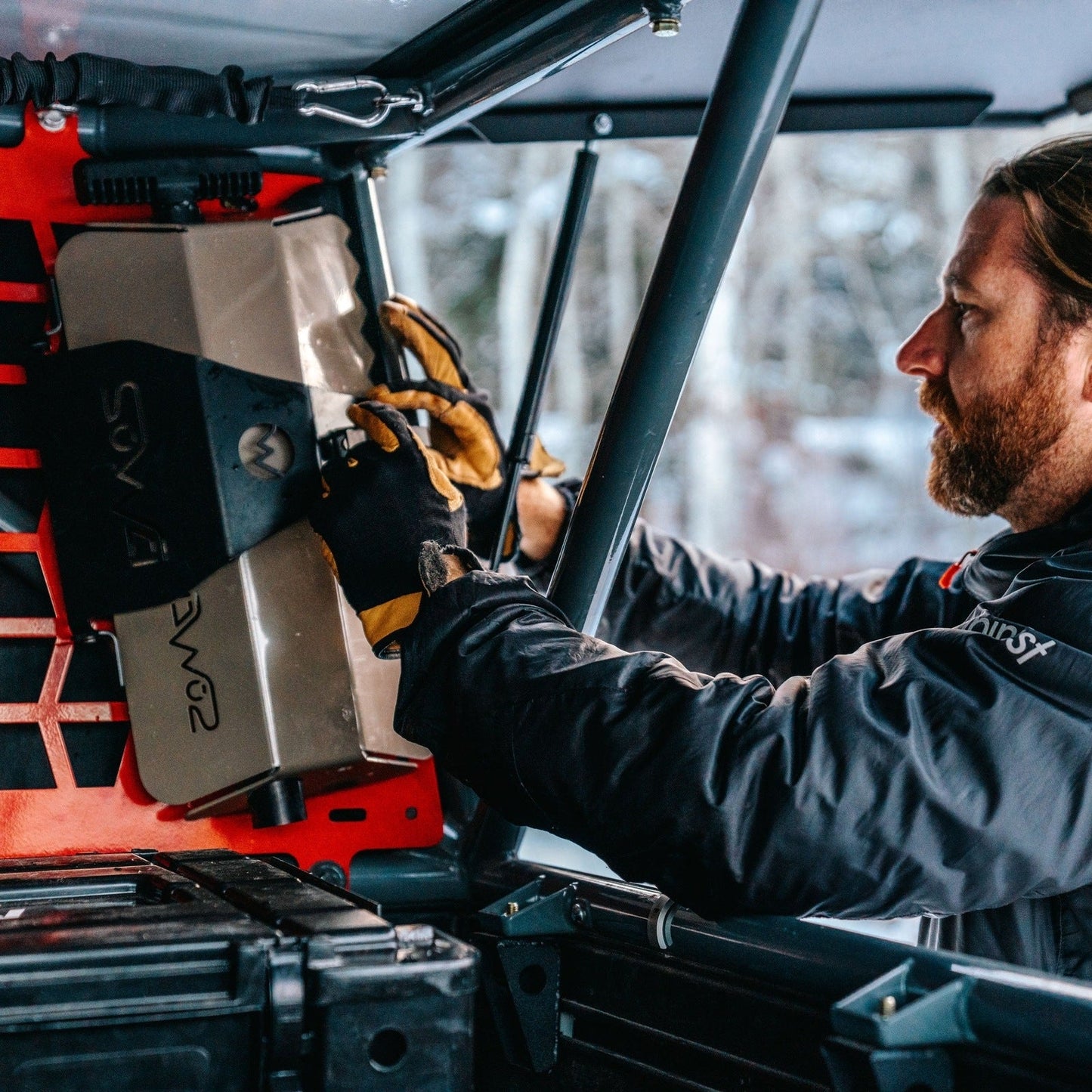 DMOS Stealth Shovel Mount