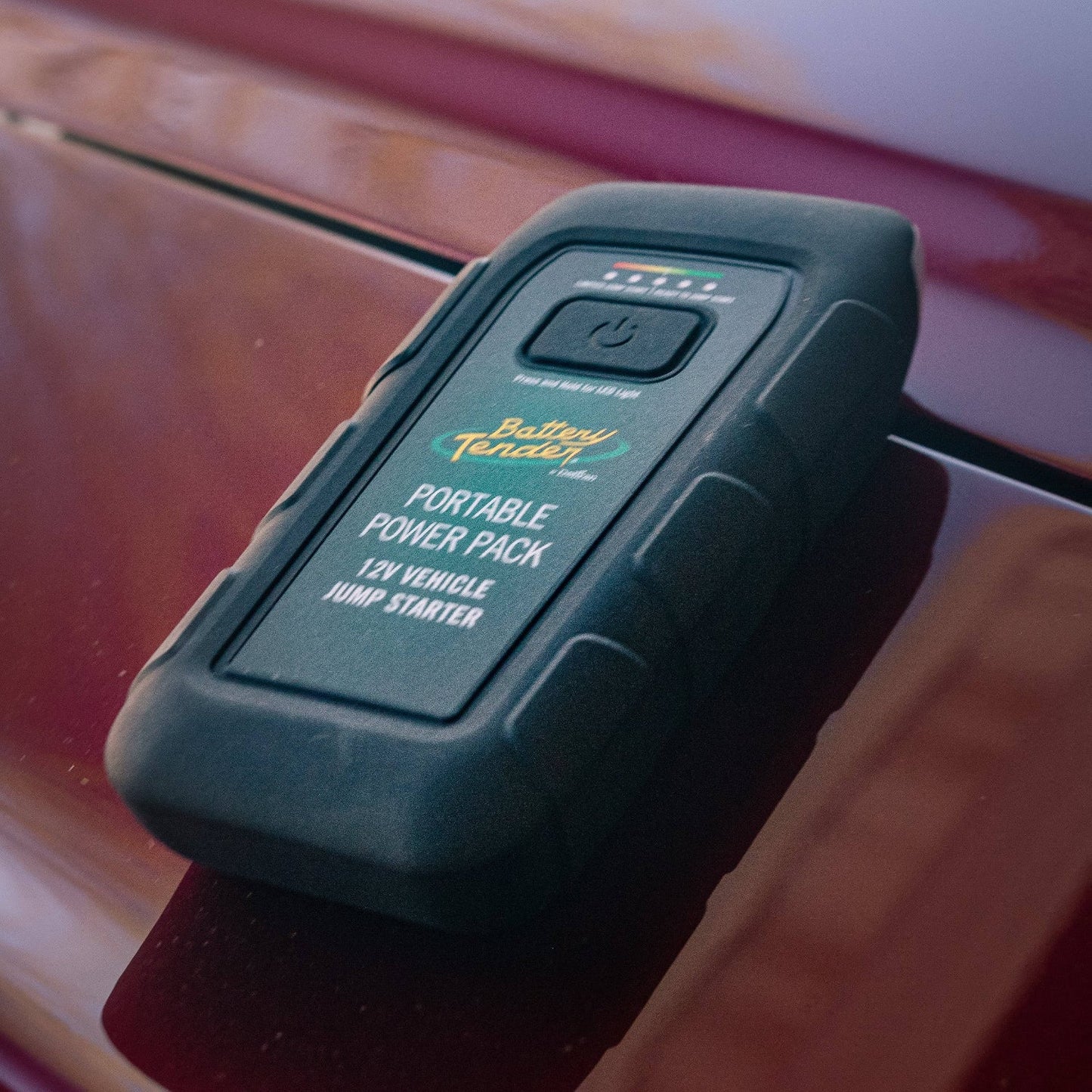 600 AMP Jump Starter - 6400 mAh Power Bank