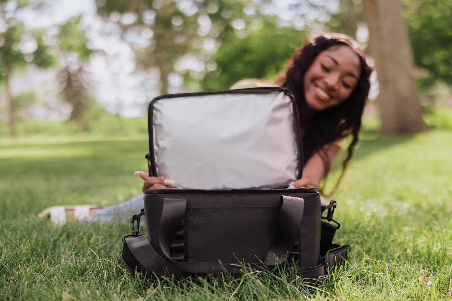 Tarana Superthick Cooler - 12 can