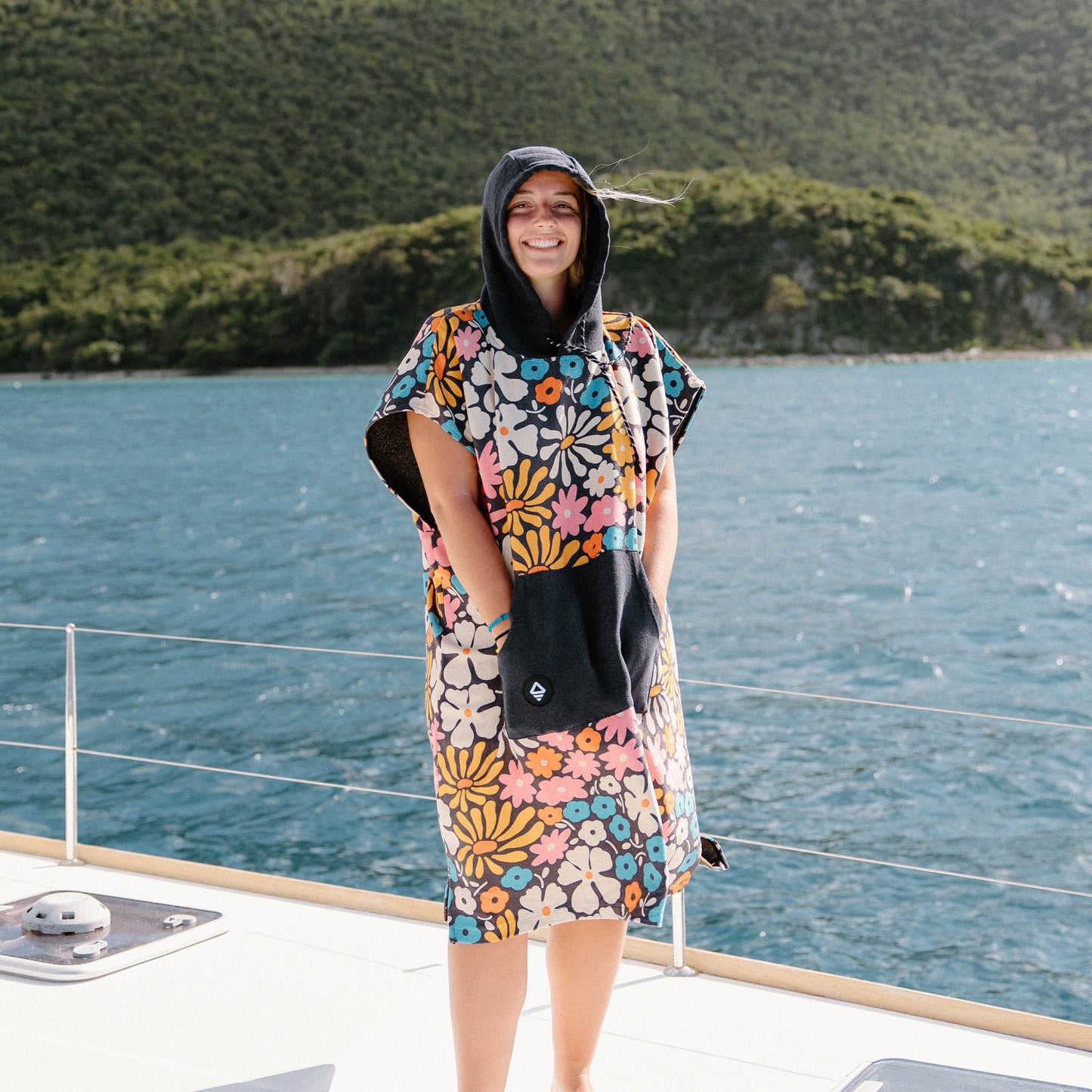 Changing Poncho: Hula Multi