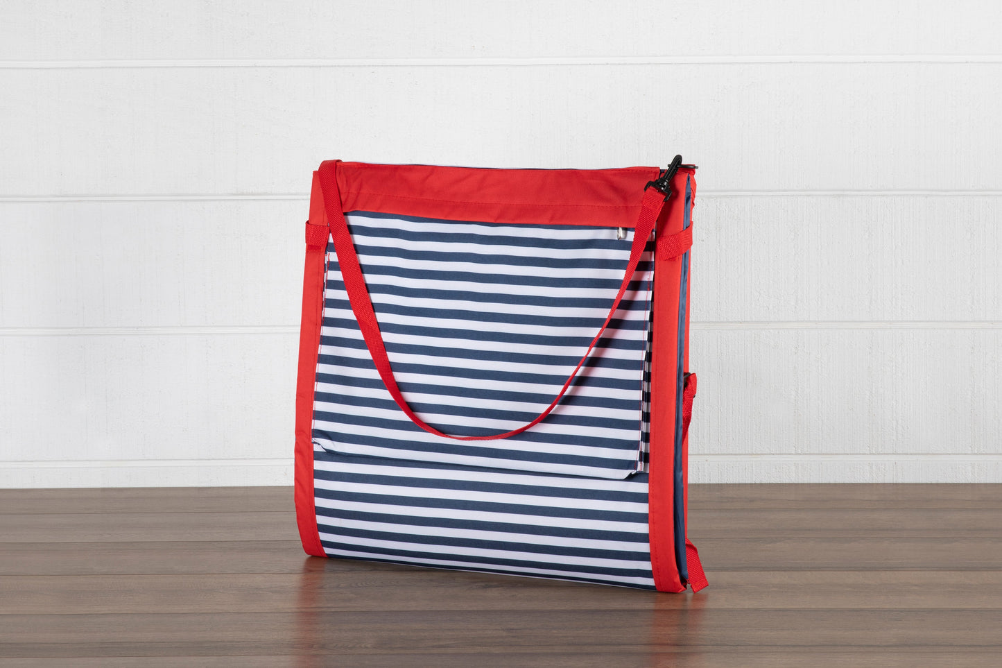 Beachcomber Portable Beach Chair & Tote