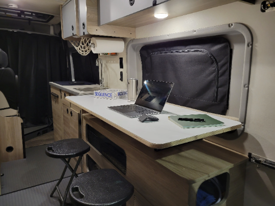 2020 - 2024 Winnebago SOLIS Table Lift-Up Class B RV Murphy Bed