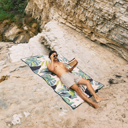 Festival Blanket: Monstera Green Pink
